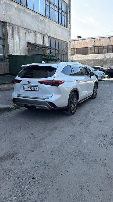 highland: Toyota Highlander: 2021 г., 2.5 л, Автомат, Гибрид, Кроссовер — 2