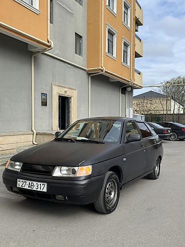 VAZ (LADA): Model: Lada 2112 (hatchback, 5 qapı) Rəng: qara (mat) Yanacaq: benzin — 3
