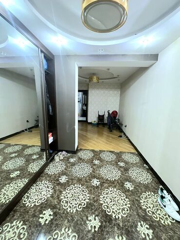 Köhnə tikili: Montində Kosmos y/ kompleksində 18/10 u 3 otaq 136 kv əla təmirli -da lalafo.az — 2 Köhnə tikili: Montində Kosmos y/ kompleksində 18/10 u 3 otaq 136 kv əla təmirli — 2