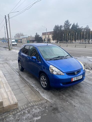 степ вагон 2: Honda Fit: 2003 г., 1.5 л, Вариатор, Бензин, Хэтчбэк