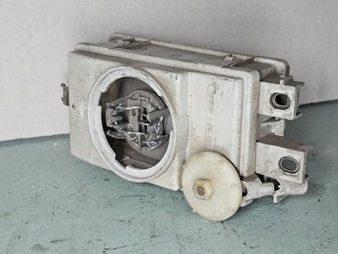 Противотуманные фары: Правая противотуманная фара Volkswagen 1994 г., Б/у, Оригинал, Германия — 9