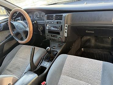 Toyota: Toyota Carina E: 1994 г., 1.6 л, Механика, Бензин, Универсал — 10