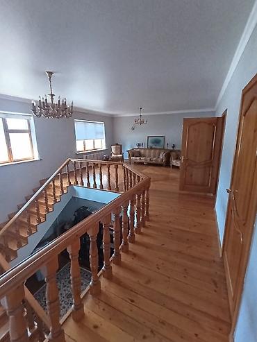 Продажа домов: Дом, 270 м², 7 комнат, Собственник, Старый ремонт — 11