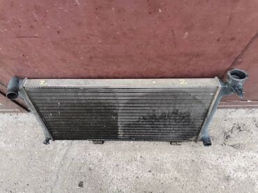 Auto delovi: Hladnjak Lada 21213 Niva br.2. Polovno, ocuvano. Skinuto a — 5