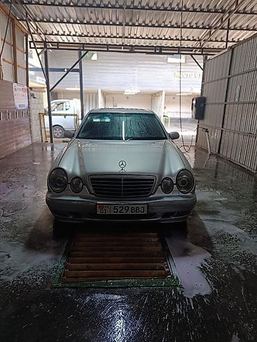 кузов автомобиля: Mercedes-Benz E-Class: 2001 г., 4.3 л, Автомат, Бензин, Седан — 8