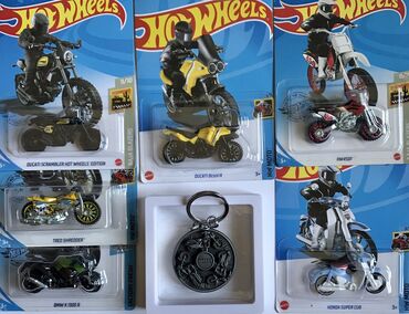 Другие аксессуары для салона: ХотВилс и & Машинки АвтоЛегенды СССР - цвет настроения КРАСНЫЙ — 20