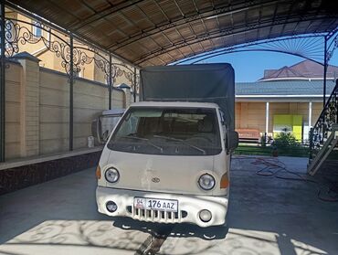 Hyundai: Hyundai Porter: 2002 г., 2.6 л, Механика, Дизель