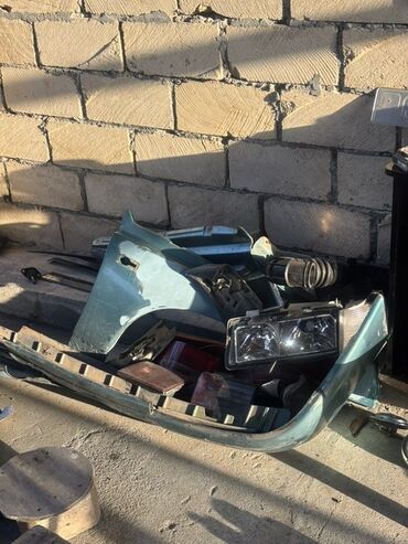 Digər avtomobil ehtiyat hissələri: VAZ/Lada üçün ehtiyat hissələri dəsti Satışda bir avtomobildən — 4