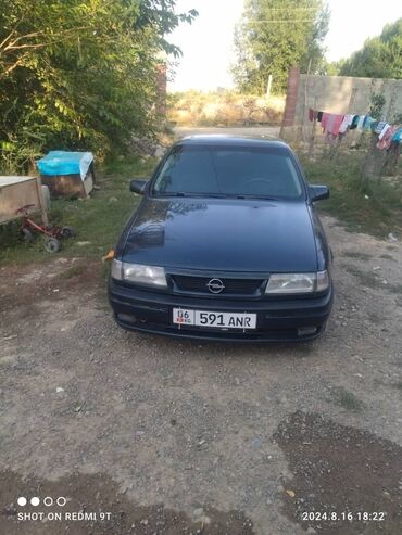 продажа форд эксплорер: Opel Vectra: 1994 г., 1.8 л, Механика, Бензин, Седан