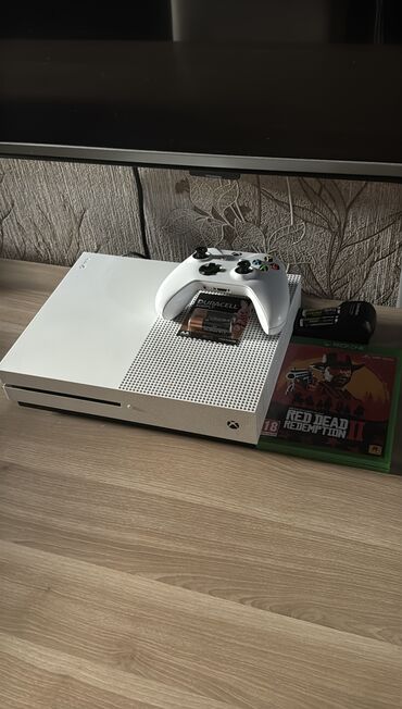 xbox 360 xbox one: Xbox one s 500gb satilir Karopkasi, Camelion charger, Rdr2 diski ve