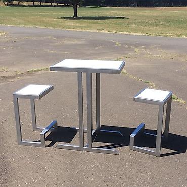 Sifarişlə restoran masaları: Kvadrat masa, Açılmayan — 13