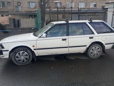 Nissan: Nissan Bluebird: 1985 г., 1.8 л, Механика, Бензин, Универсал