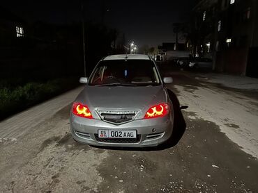 Mazda Demio: 2003 г., 1.3 л, Автомат, Бензин, Седан