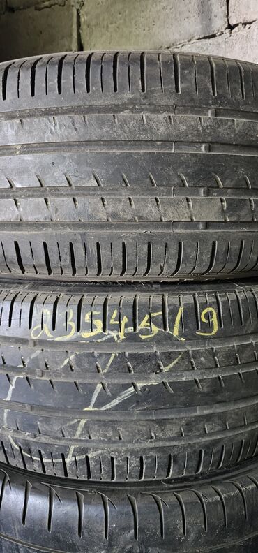 Шины: Шины 235 / 45 / R 19, Лето, Б/у, Пара, Легковые, Польша, Pirelli