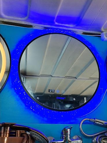 лед освещение: Круглое зеркало с LED‑подсветкой и сенсорным управлением. - Диаметр — 1