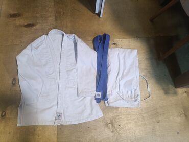 ağ saroçka: Kimono cudo üçün