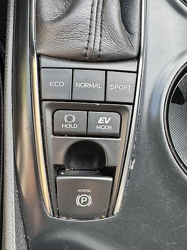 200: Toyota Camry: 2020 г., 2.5 л, Вариатор, Гибрид, Седан — 9
