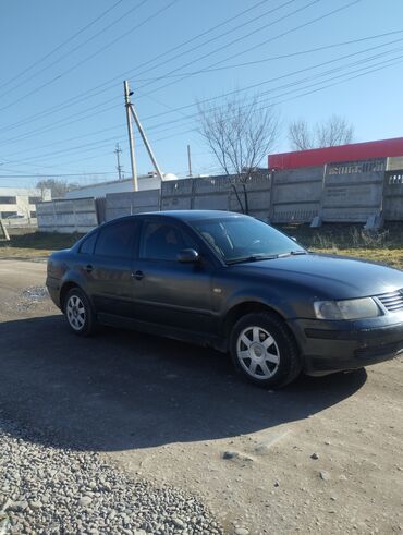 робот коробка: Volkswagen Passat: 1999 г., 1.6 л, Механика, Газ, Седан