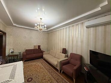 Квартиры: 3 комнаты, 80 м², Асанбай мкр 105 серия, 2 этаж — 5