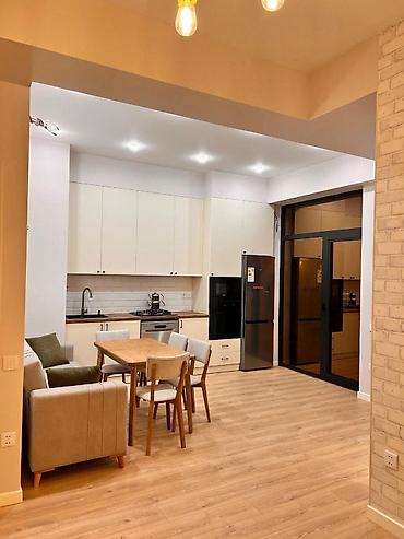 Yeni tikili: İcarəyə verilir 2 otaqlı yeni tikili 55 m², Nizami m. Kateqoriya Yeni — 3
