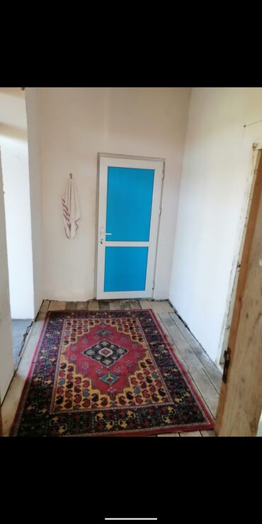 Həyət evləri və villaların satışı: 3 otaqlı, 5 kv. m, Orta təmir — 7