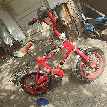 Njihalice: Dečiji dvosed za njihaljku + stari dečiji romobil sa sedištem (pedalni — 6