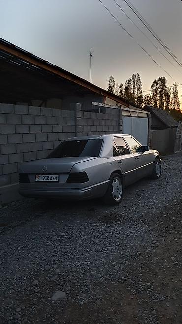 merc 124: Mercedes-Benz W124: 1992 г., 2 л, Механика, Бензин, Седан — 2