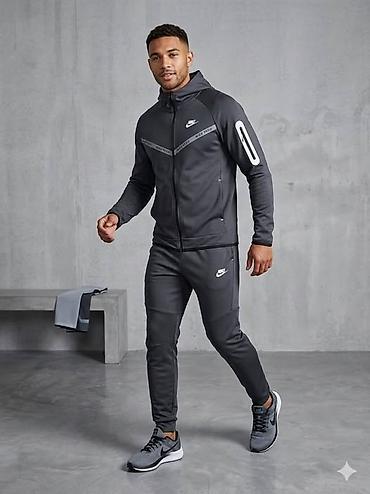 bruno moschini: L i XL veličine za samo 3900 din
pb — 1