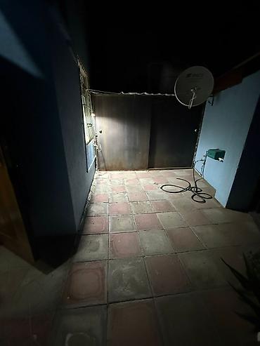 Uzunmüddətli kirayə evlər: 4 otaqlı həyət evi - Plan: 2 ayrı yataq otağı, san/qovşaqlı vanna — 3