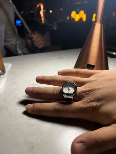 Qol saatları: Kişilər üçün qutulu dizaynlı halqa-saatlar (ring watch) – 2 model: - — 8