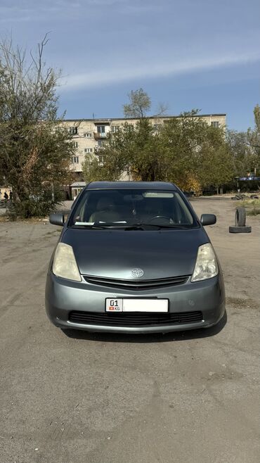 Toyota: Toyota Prius: 2005 г., Гибрид — 8