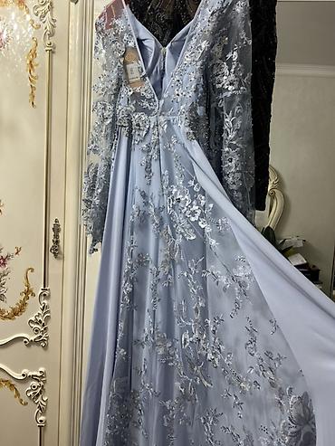 Вечерние платья: Вечерние платья, полная длина. 1) Черное платье:брала за 18000т отдам — 4