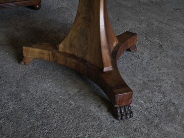 Stolovi: Okrugli drveni sto – klasičan dizajn - Materijal: masivno drvo sa — 8