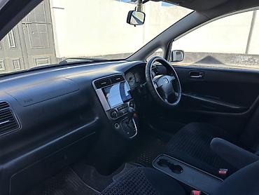 Honda: Honda Stream: 2002 г., 1.7 л, Автомат, Бензин, Минивэн — 6