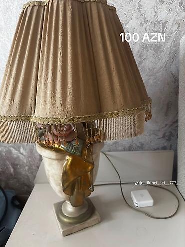 лампа вентилятор: Klassik üslublu stolüstü lampa - Şapka: Qəhvəyi rəngdə, büzməli — 1