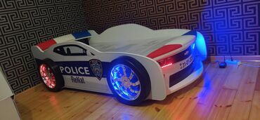 neni: Polis çarpayilar maşinlar
