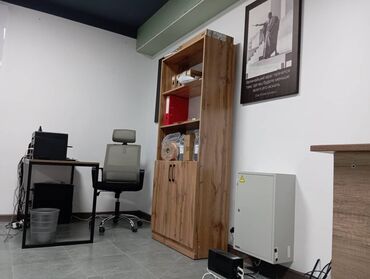 Офисы: Сдаю Офис, 44 м², В жилом комплексе, С оборудованием, С отдельным входом, С отдельным сан узлом — 6