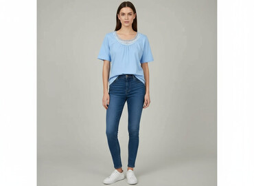 t shirty bugatti: Футболка жіноча, розмір L
