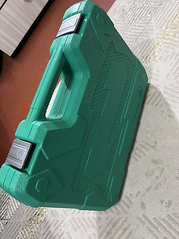 Наборы инструментов: Абсолютно новая с коробкой .Набор инструментов 37 предметов в прочном — 6