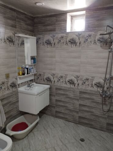 Köhnə tikili: Bakı, Biləcəri, 5 otaqlı, Köhnə tikili, 180 kv. m -da lalafo.az — 11 Köhnə tikili: Bakı, Biləcəri, 5 otaqlı, Köhnə tikili, 180 kv. m — 11