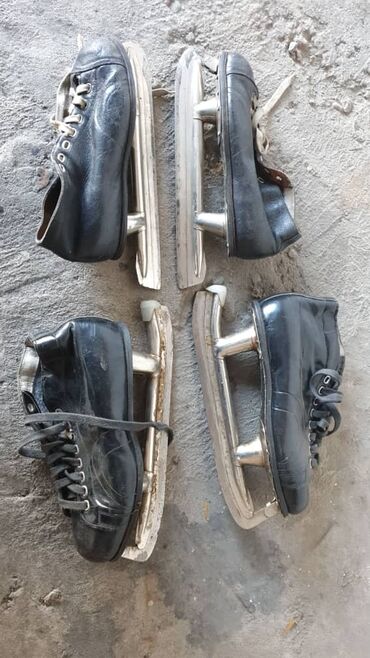 черная обувь: Коньки советские стальное лезвие 500 с одна пара Сковороды бу
