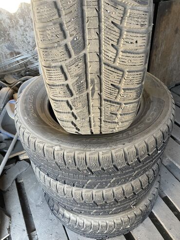 Шины: Продам резину 245/65R17 в отличном состоянии Подходит на многие