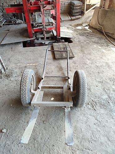 Производство пескоблоков: Пескоблочный станок Три матрицы Мешалка Поддоны Тачка В наличии — 2