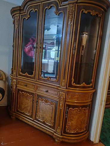 ıkıncı el dolap: İşlənmiş, 6 qapı, Güzgülü, Qəhvəyi, Taxta, Açılan, Düz dolab — 1