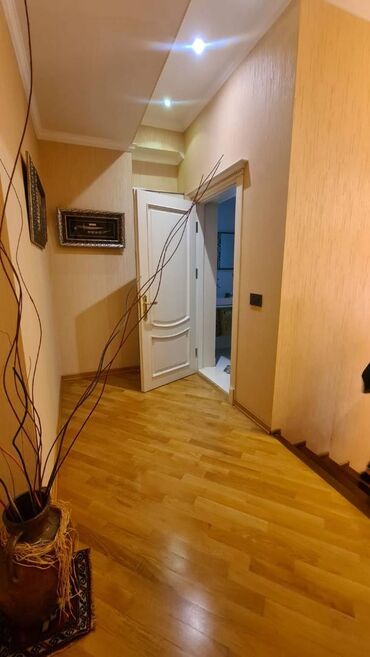 Yeni tikili: 4 otaqlı, Yeni tikili, 200 kv. m — 9