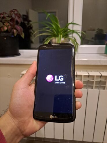 lg telefonlar: LG K10 | İşlənmiş | 16 GB | rəng - Qara | İki sim kartlı
