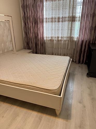 embawood silver yataq desti: Yataq otağı mebel dəsti Tərkibi: - 2 ədəd tumba (1 çekmecəli, konus — 9