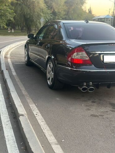 Mercedes-Benz: Mercedes-Benz E-Class: 2003 г., 3.2 л, Автомат, Бензин, Седан — 5