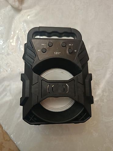 honor x9b adapter: Daşına bilən Bluetooth kolonka – model 1057 Xüsusiyyətlər: - Simsiz — 2