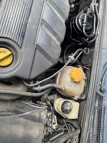 Opel: Opel Signumn, tamno siva metalik, 5 vrata. Glavne karakteristike: - — 11